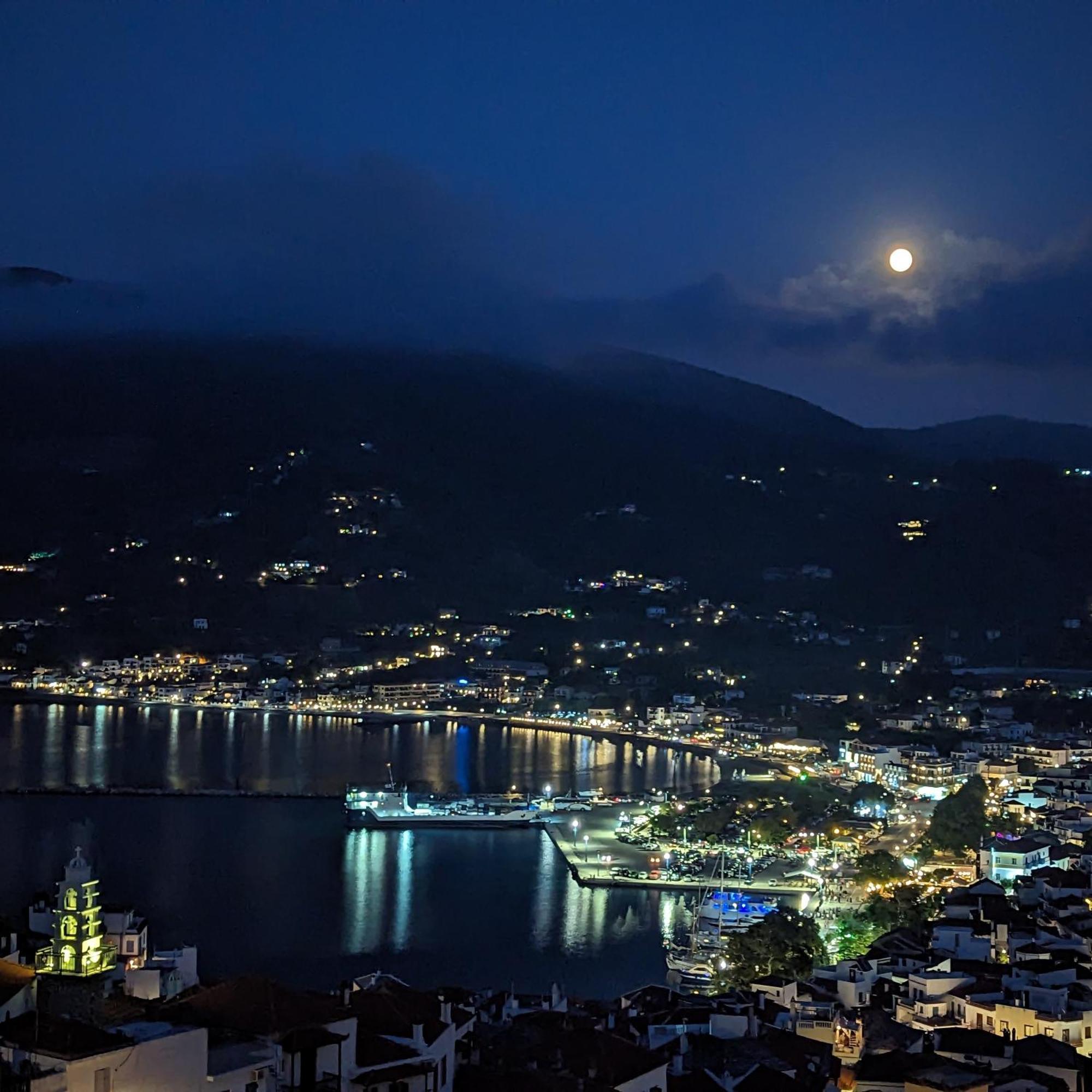 The Botanist Guesthouse Skopelos Town Exterior photo