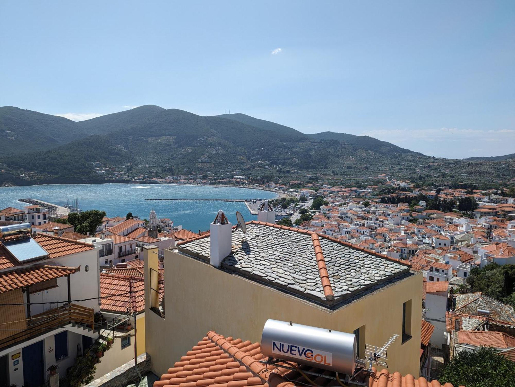 The Botanist Guesthouse Skopelos Town Exterior photo