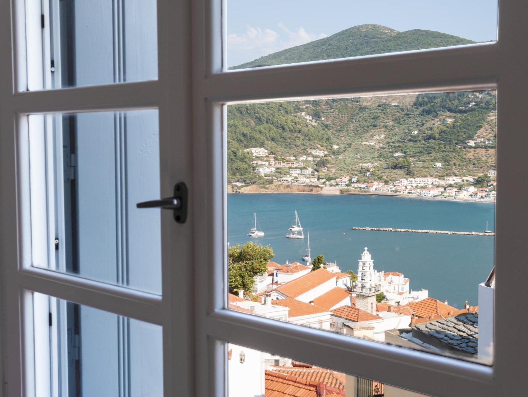 The Botanist Guesthouse Skopelos Town Exterior photo