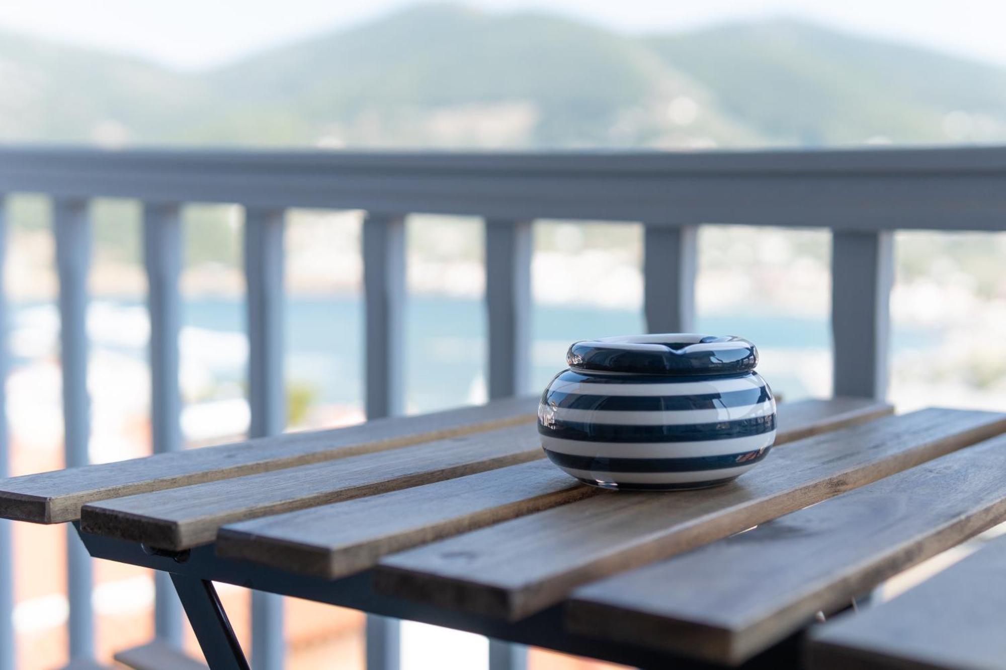 The Botanist Guesthouse Skopelos Town Exterior photo
