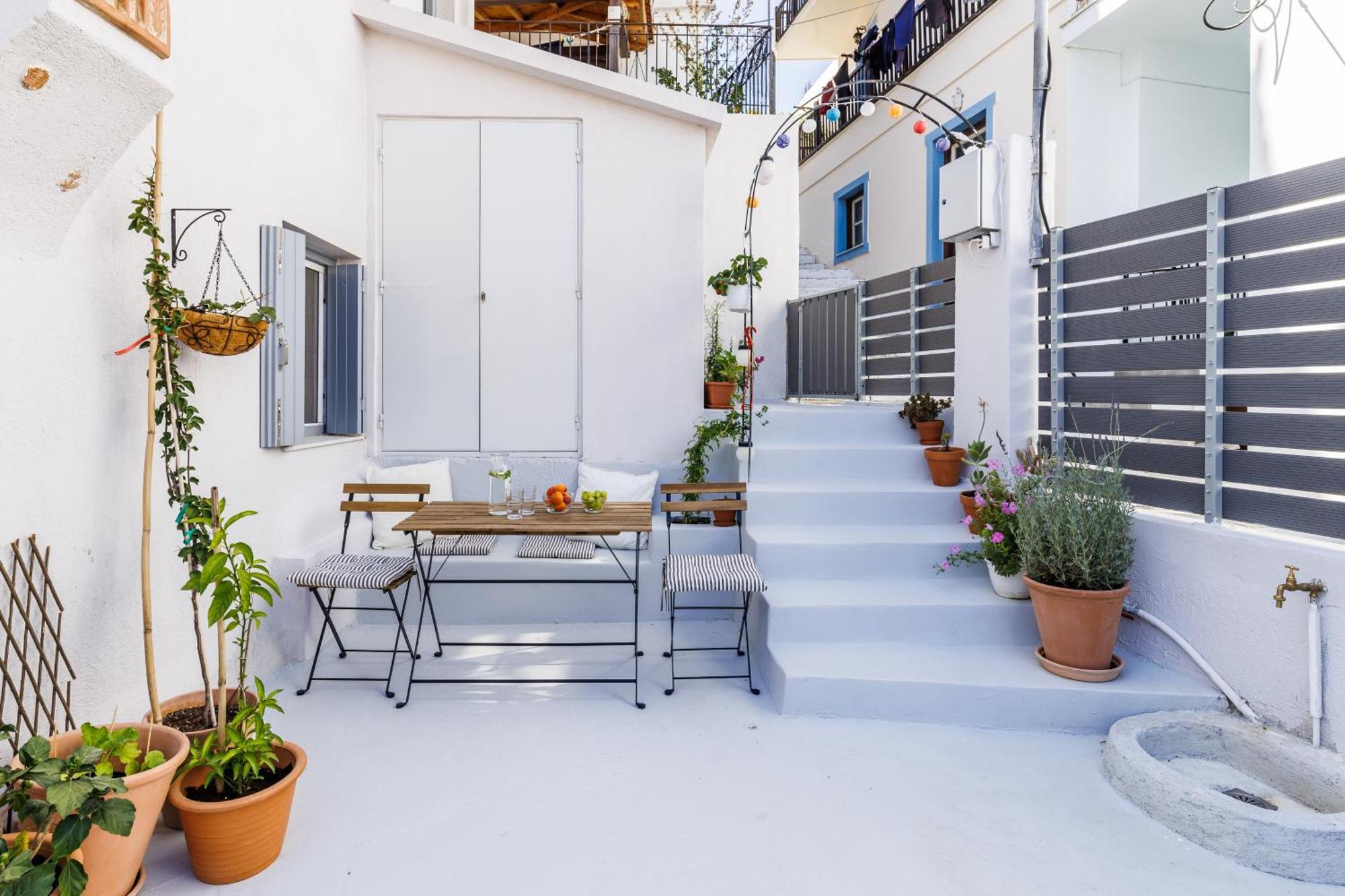 The Botanist Guesthouse Skopelos Town Exterior photo