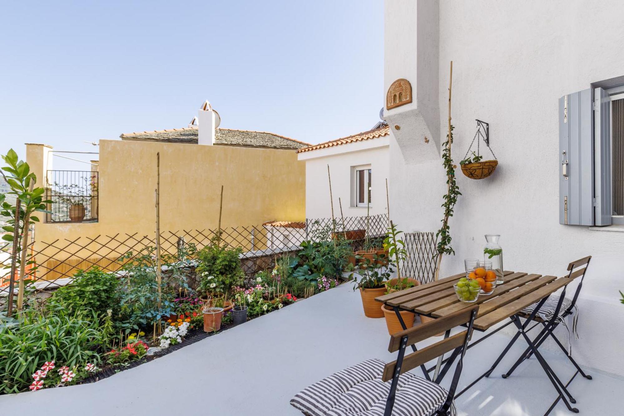 The Botanist Guesthouse Skopelos Town Exterior photo