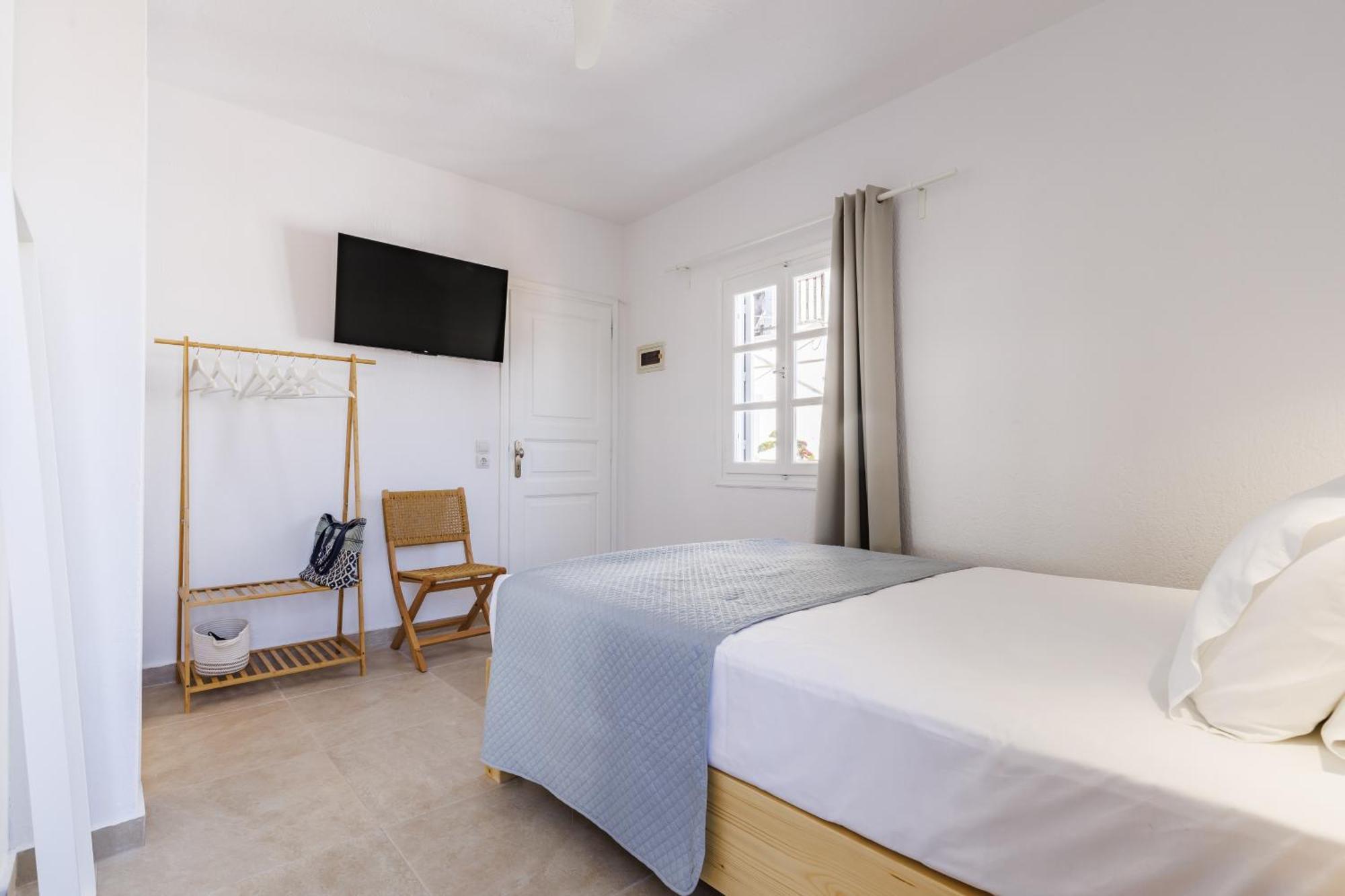 The Botanist Guesthouse Skopelos Town Exterior photo