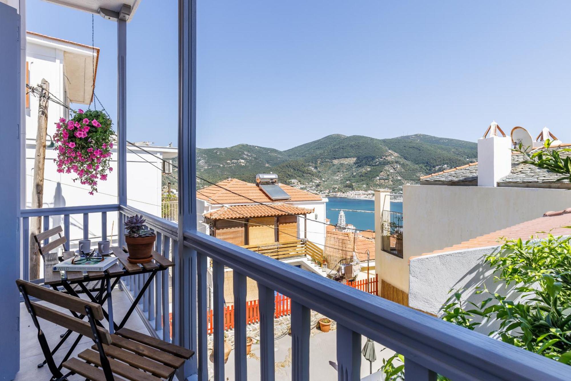 The Botanist Guesthouse Skopelos Town Exterior photo