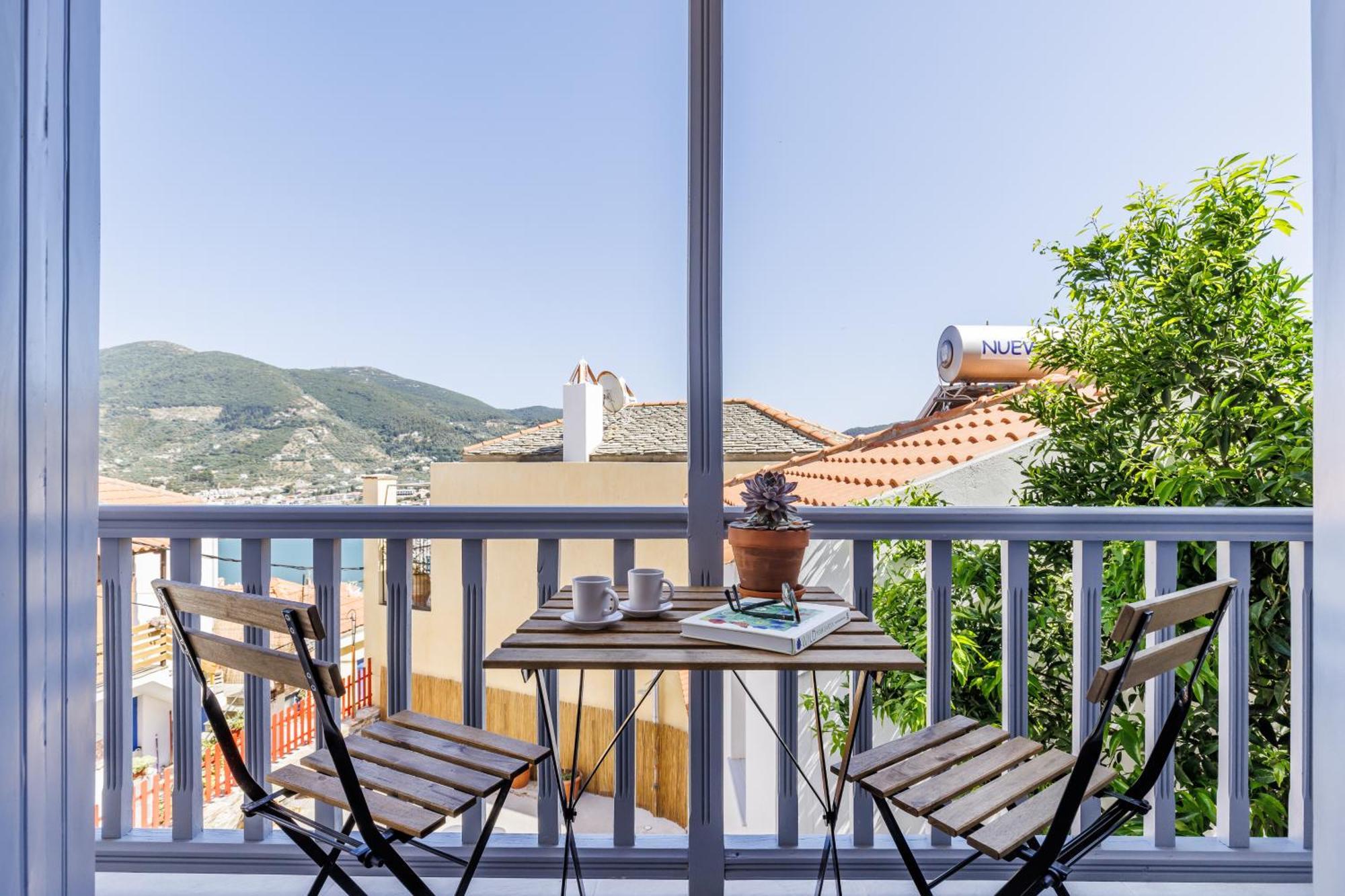 The Botanist Guesthouse Skopelos Town Exterior photo